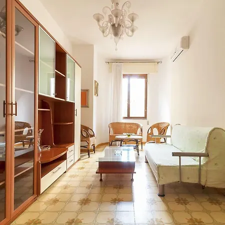 Rosmini's House דירה